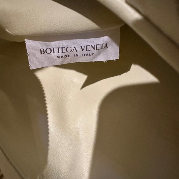 New Bottega Veneta Teen Jodie Yellow Shoulder Bag - Picture 7 of 7